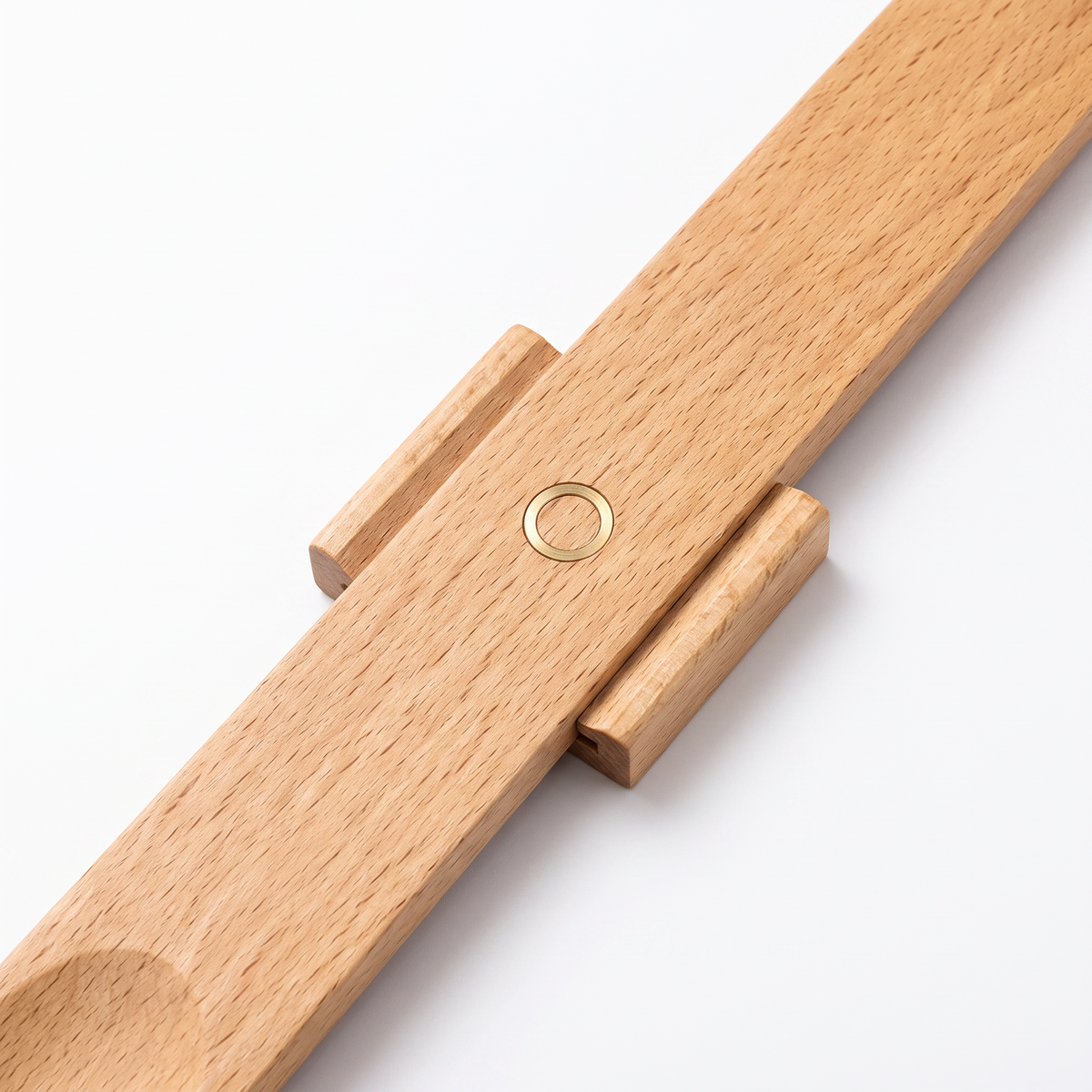 55cm Beech Long-Handle Shoe Horn, close-up of the beech handle and hanging hole